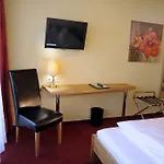 Klingerhof 3*